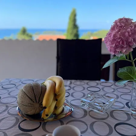 Mit Terrasse By Interhome * Banjol